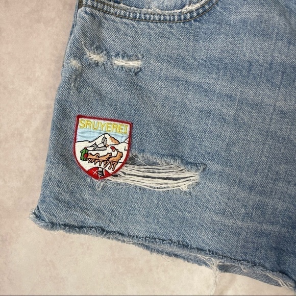 AllSaints Kate Distressed Denim Jeans Shorts in Light Indigo Blue Patch Size 32 - Picture 3 of 11